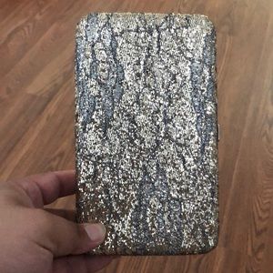 Women’s hand wallet